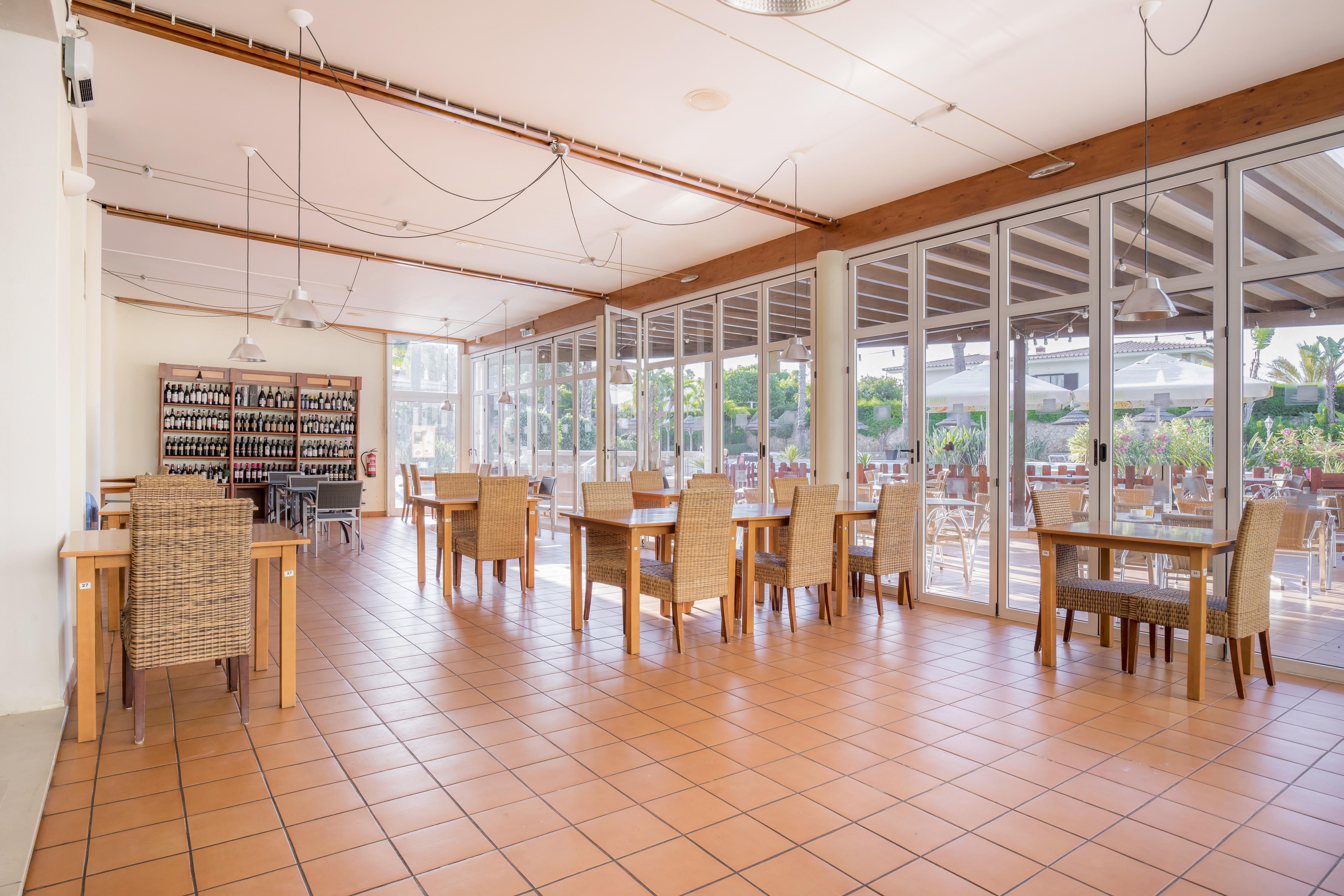 Clube Porto Mos - Sunplace Hotels & Beach Resort Lagos Bagian luar foto