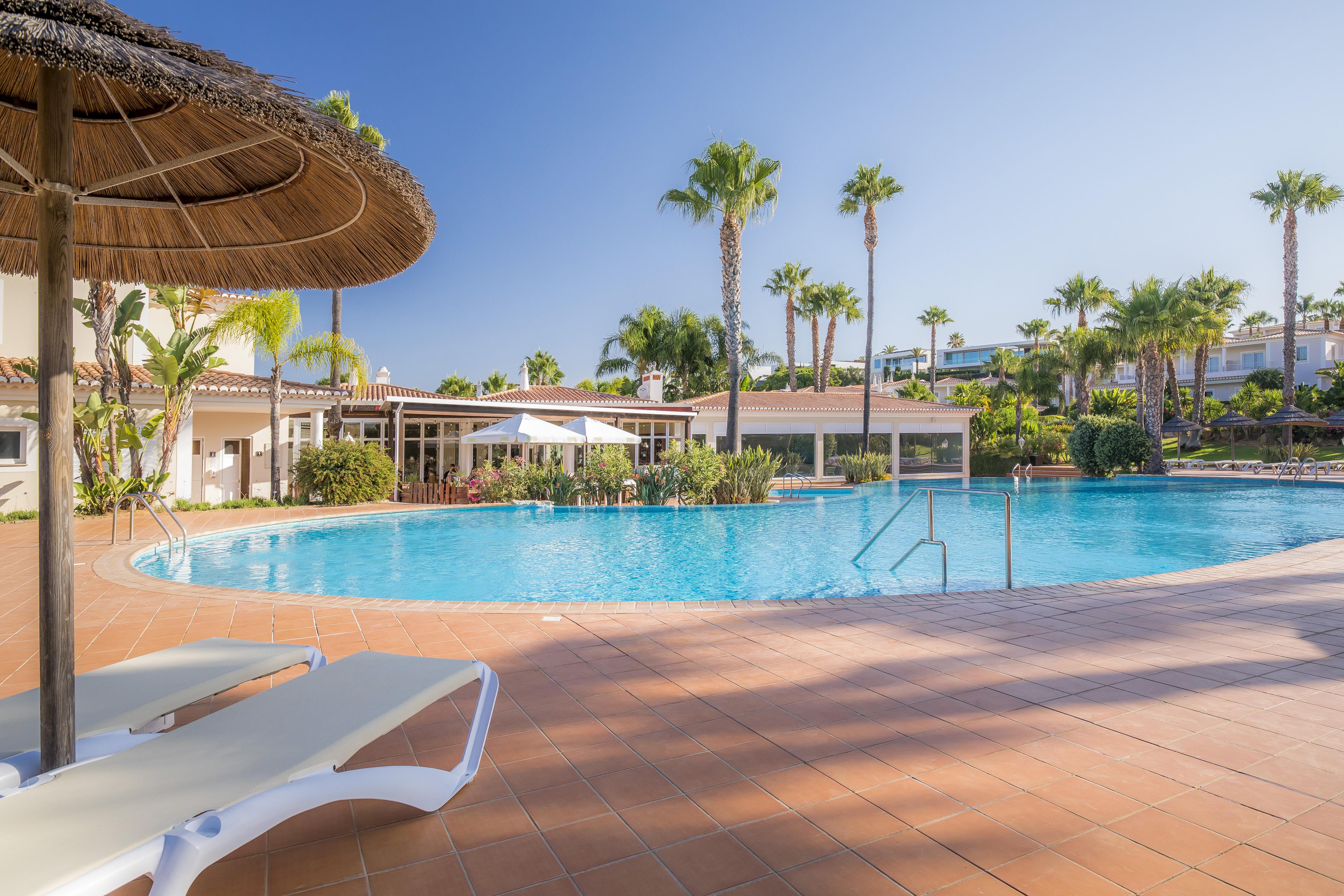 Clube Porto Mos - Sunplace Hotels & Beach Resort Lagos Bagian luar foto