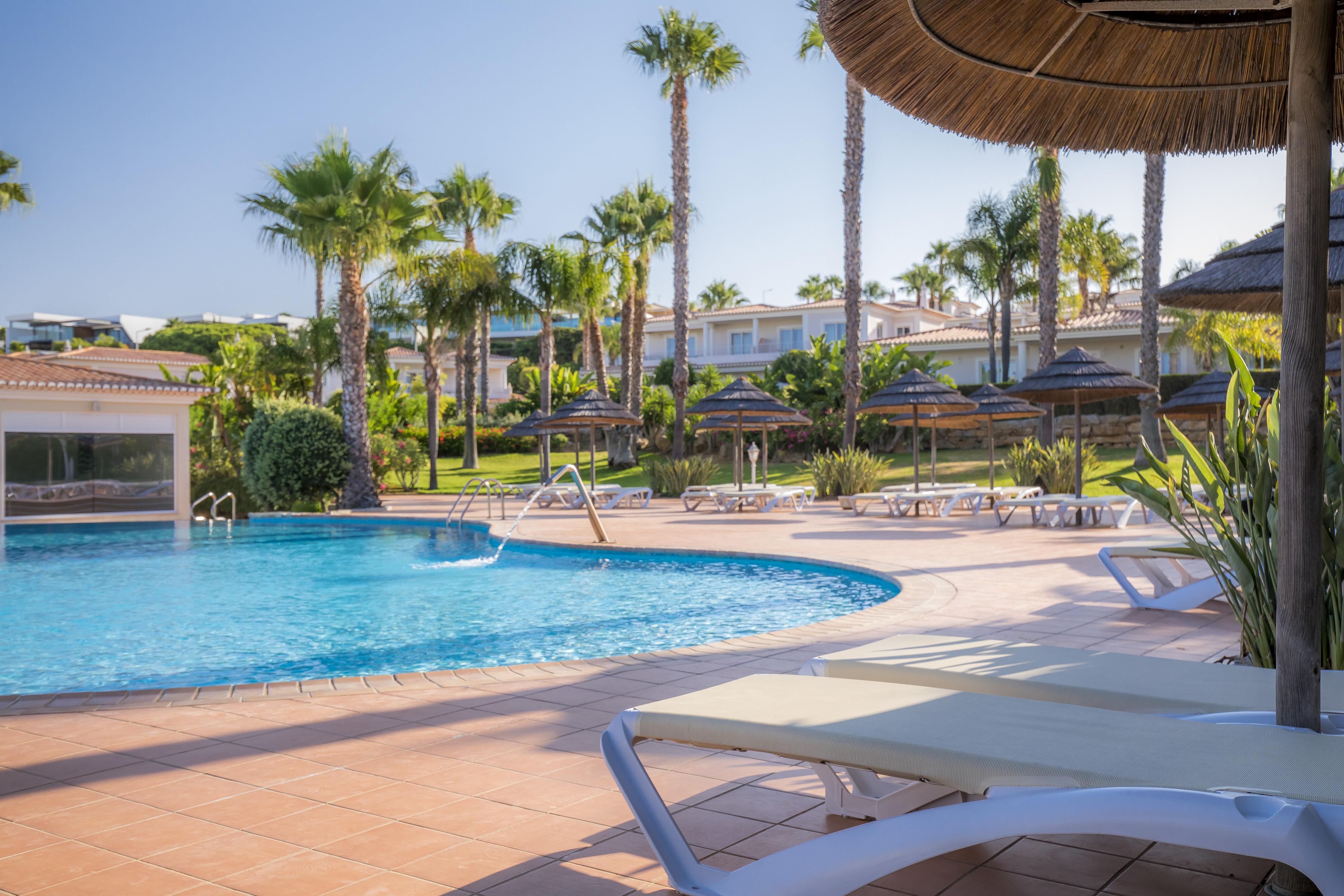 Clube Porto Mos - Sunplace Hotels & Beach Resort Lagos Bagian luar foto