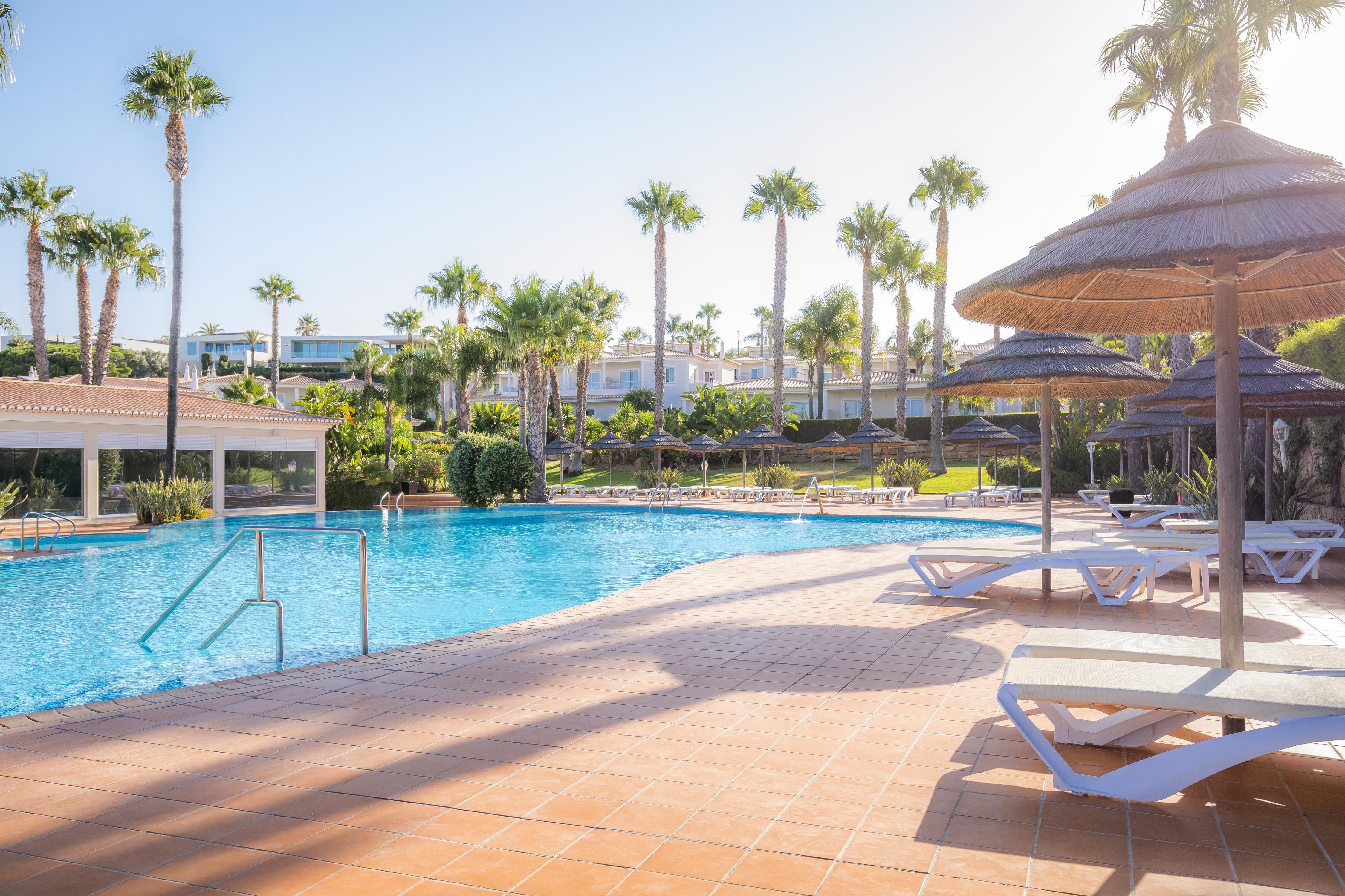 Clube Porto Mos - Sunplace Hotels & Beach Resort Lagos Bagian luar foto