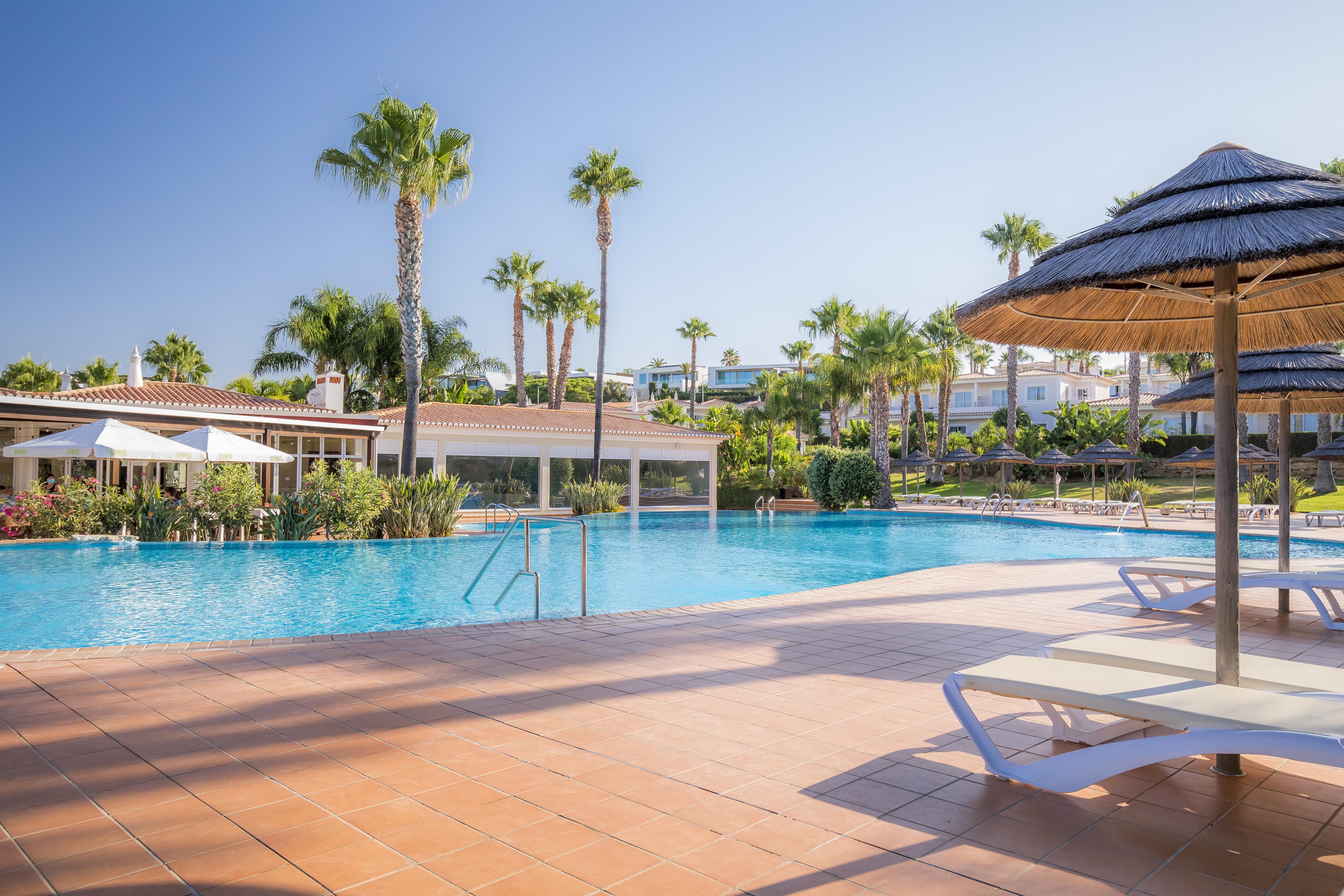 Clube Porto Mos - Sunplace Hotels & Beach Resort Lagos Bagian luar foto