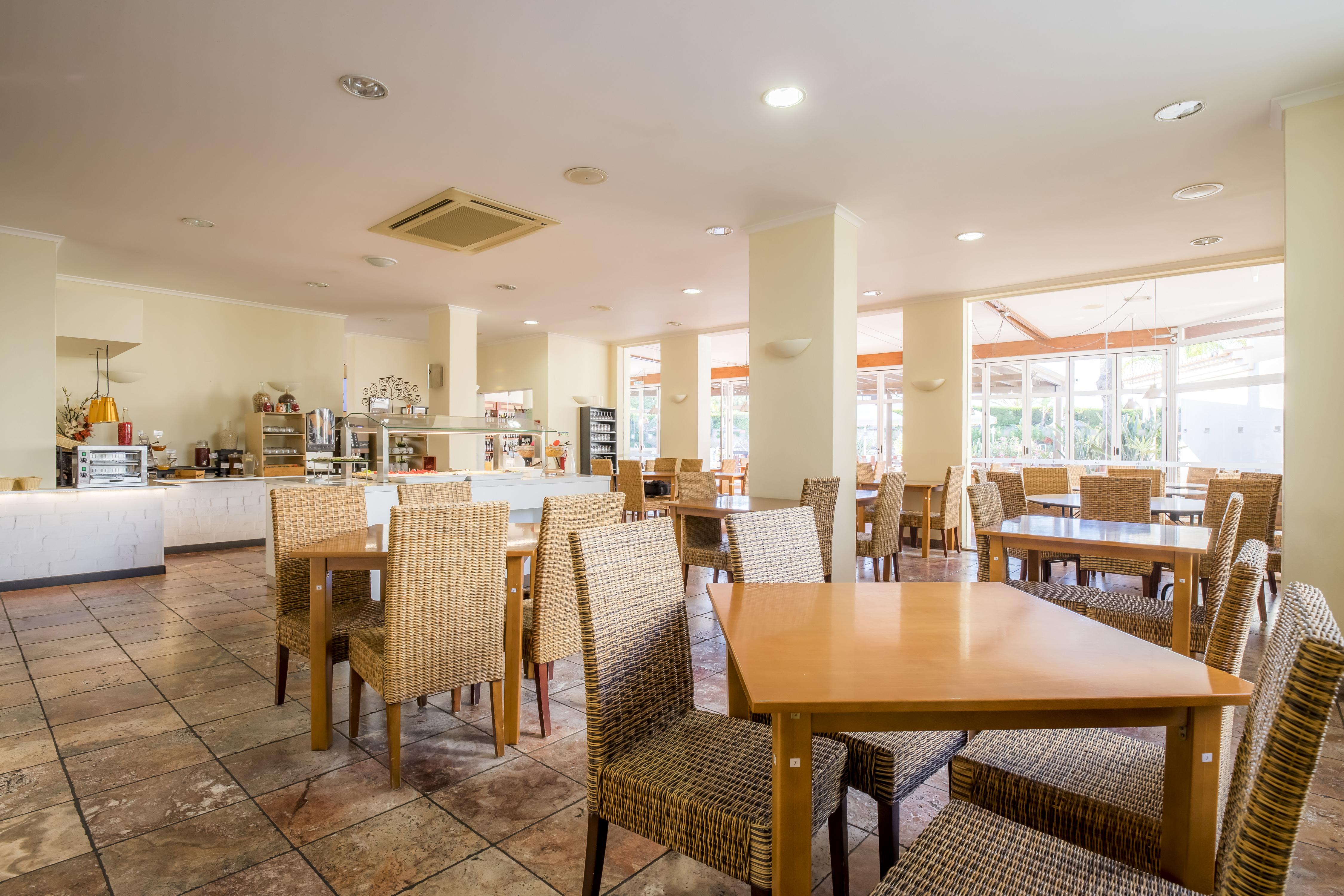 Clube Porto Mos - Sunplace Hotels & Beach Resort Lagos Bagian luar foto