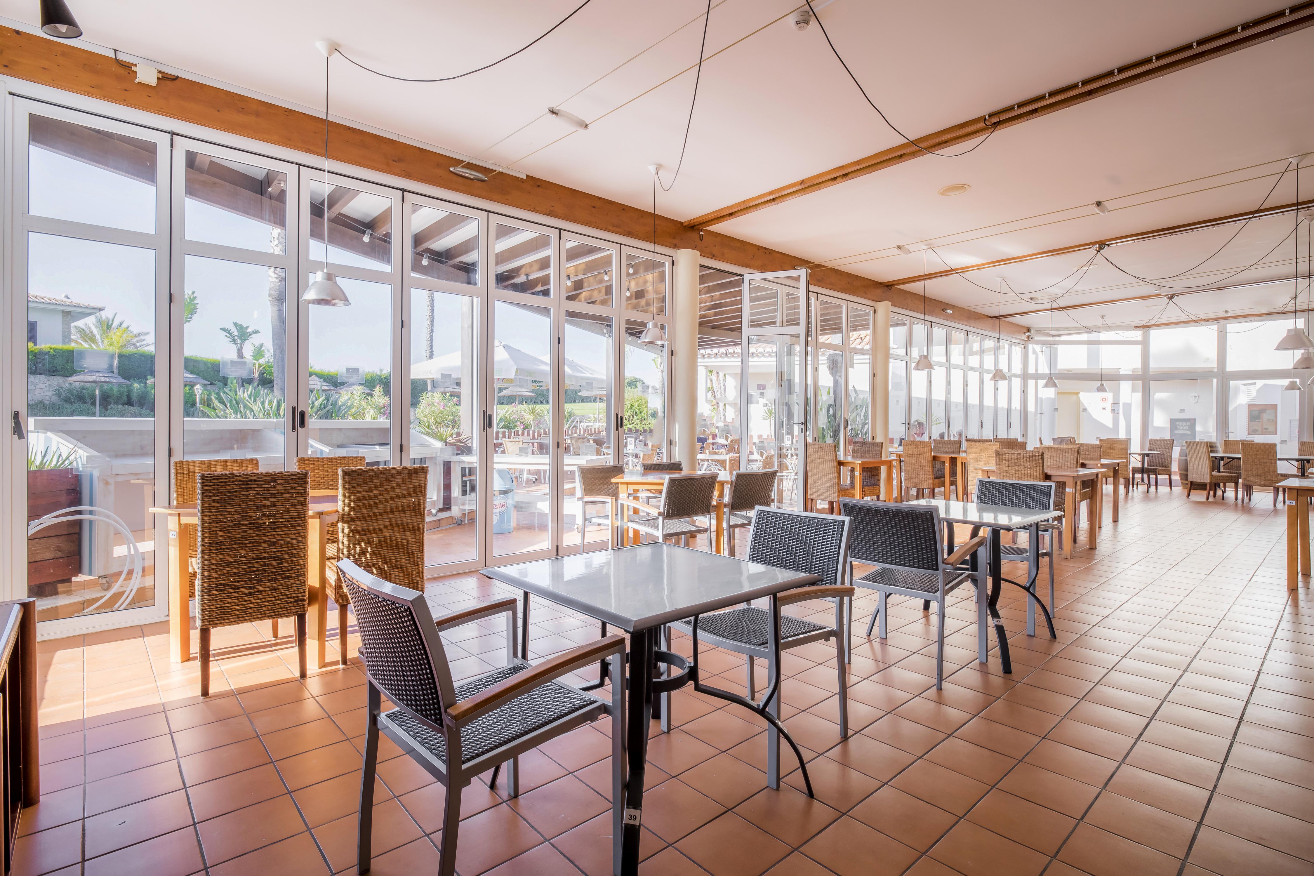 Clube Porto Mos - Sunplace Hotels & Beach Resort Lagos Bagian luar foto