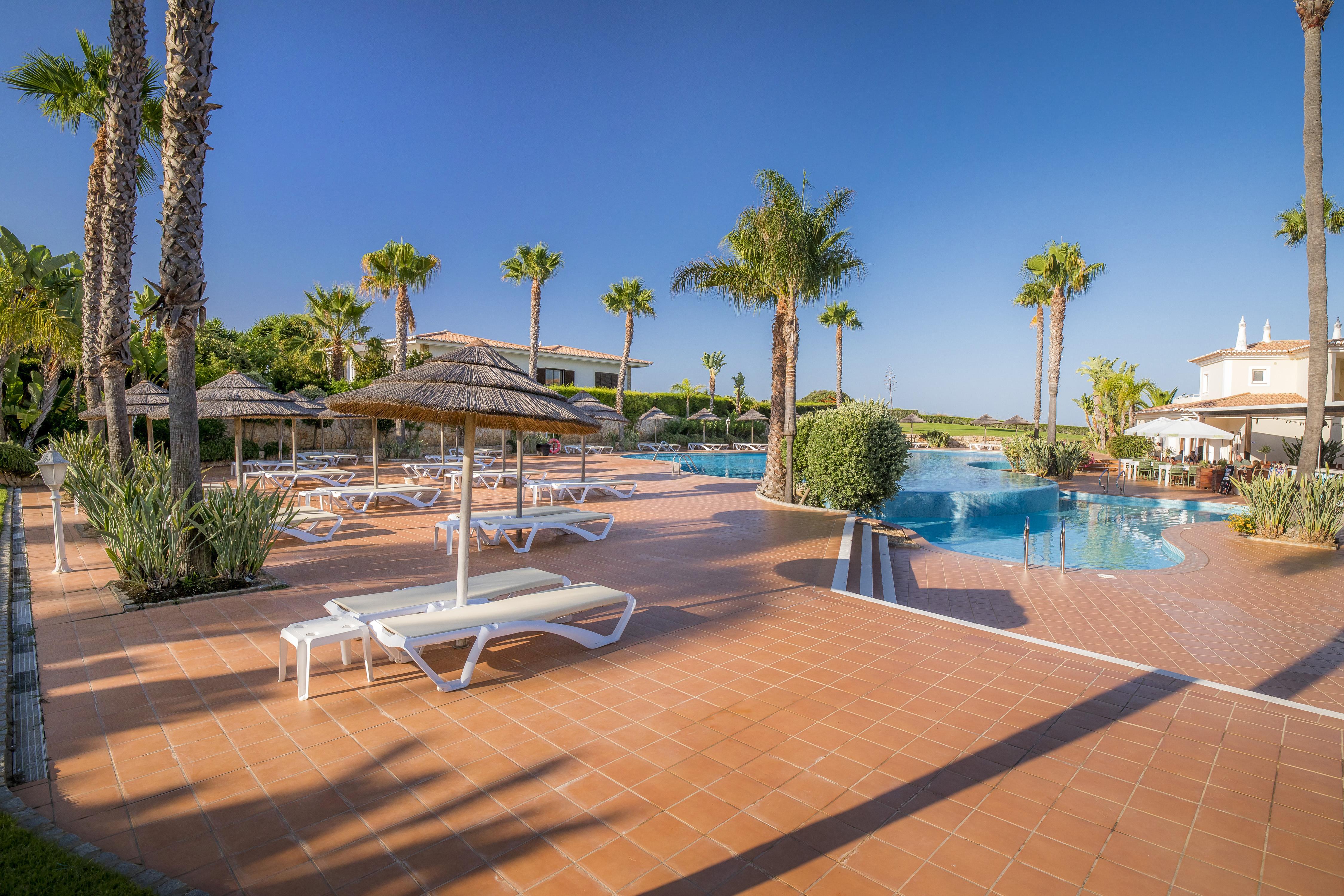 Clube Porto Mos - Sunplace Hotels & Beach Resort Lagos Bagian luar foto