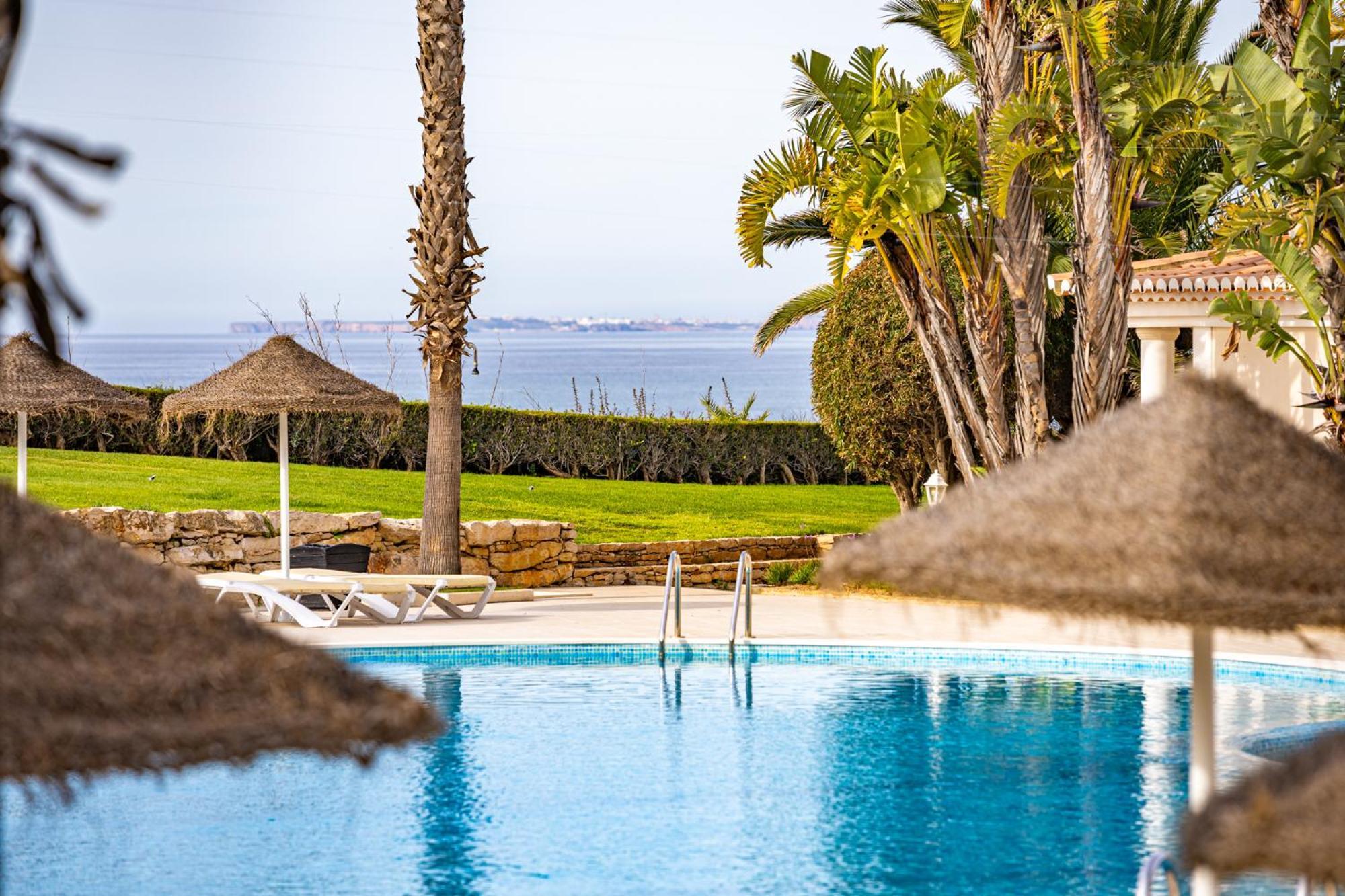 Clube Porto Mos - Sunplace Hotels & Beach Resort Lagos Bagian luar foto