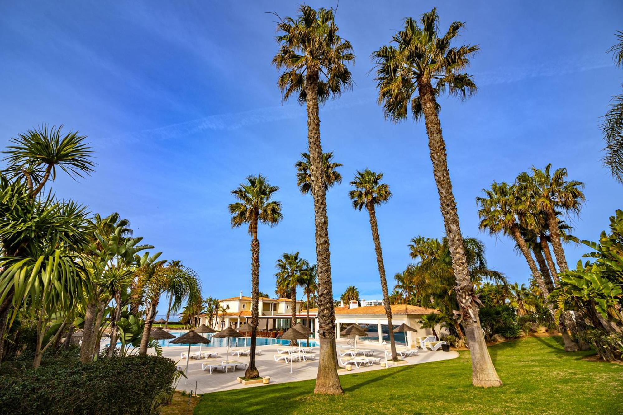 Clube Porto Mos - Sunplace Hotels & Beach Resort Lagos Bagian luar foto