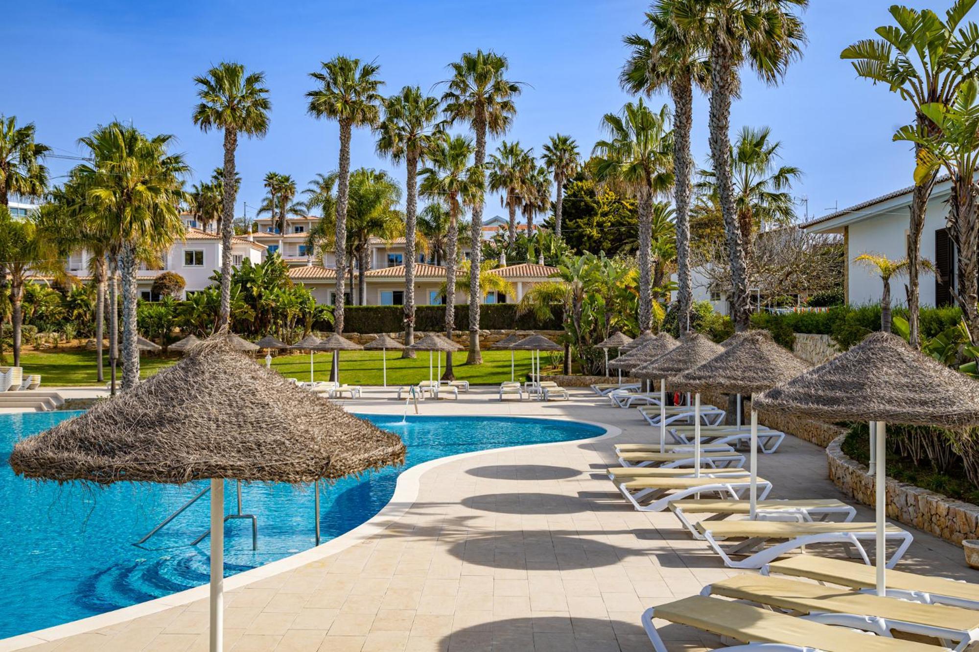Clube Porto Mos - Sunplace Hotels & Beach Resort Lagos Bagian luar foto